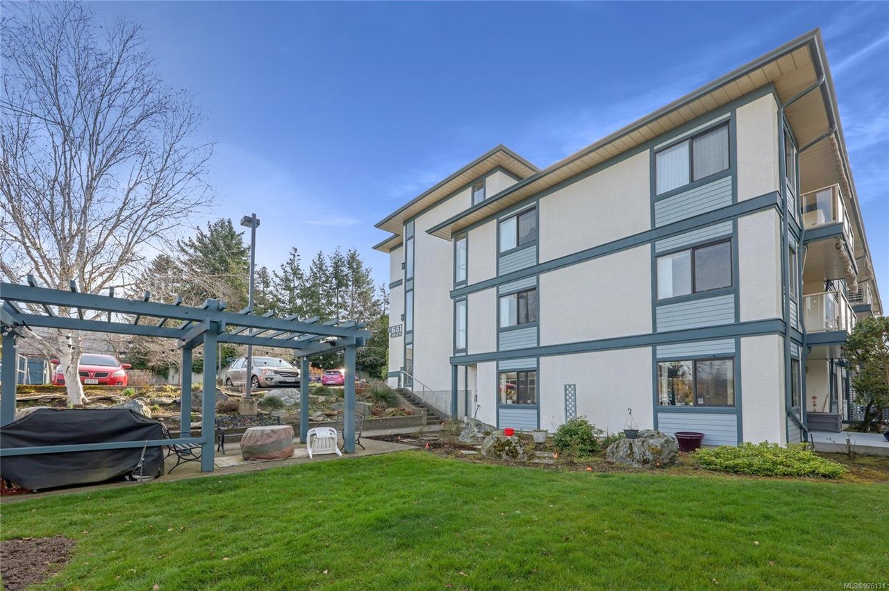 209-651 Jolly Pl