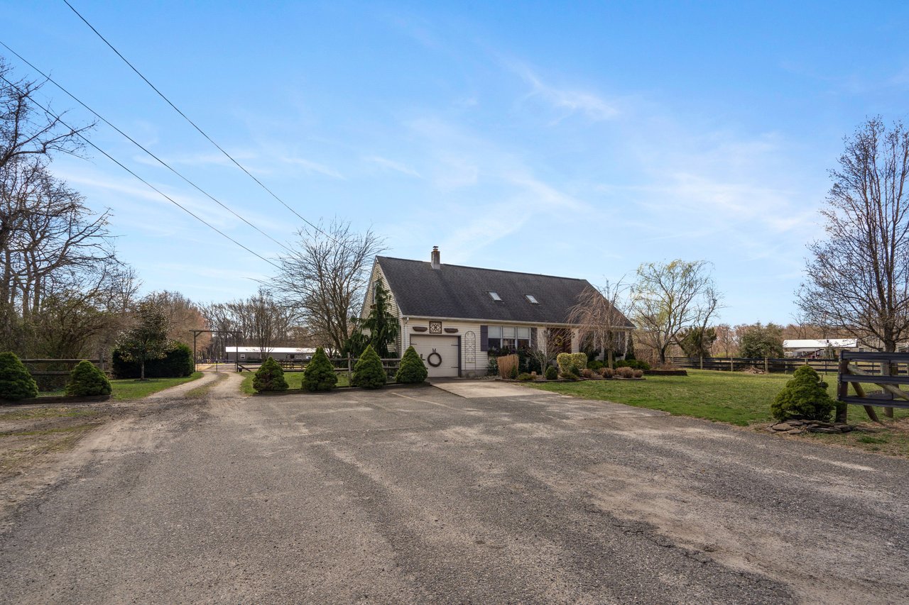 422 Jacobstown Cookstown Rd