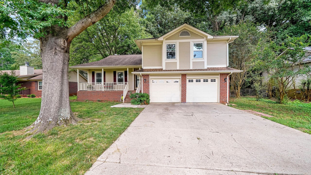 Four bedrooms in Madison City UNDER $2000!