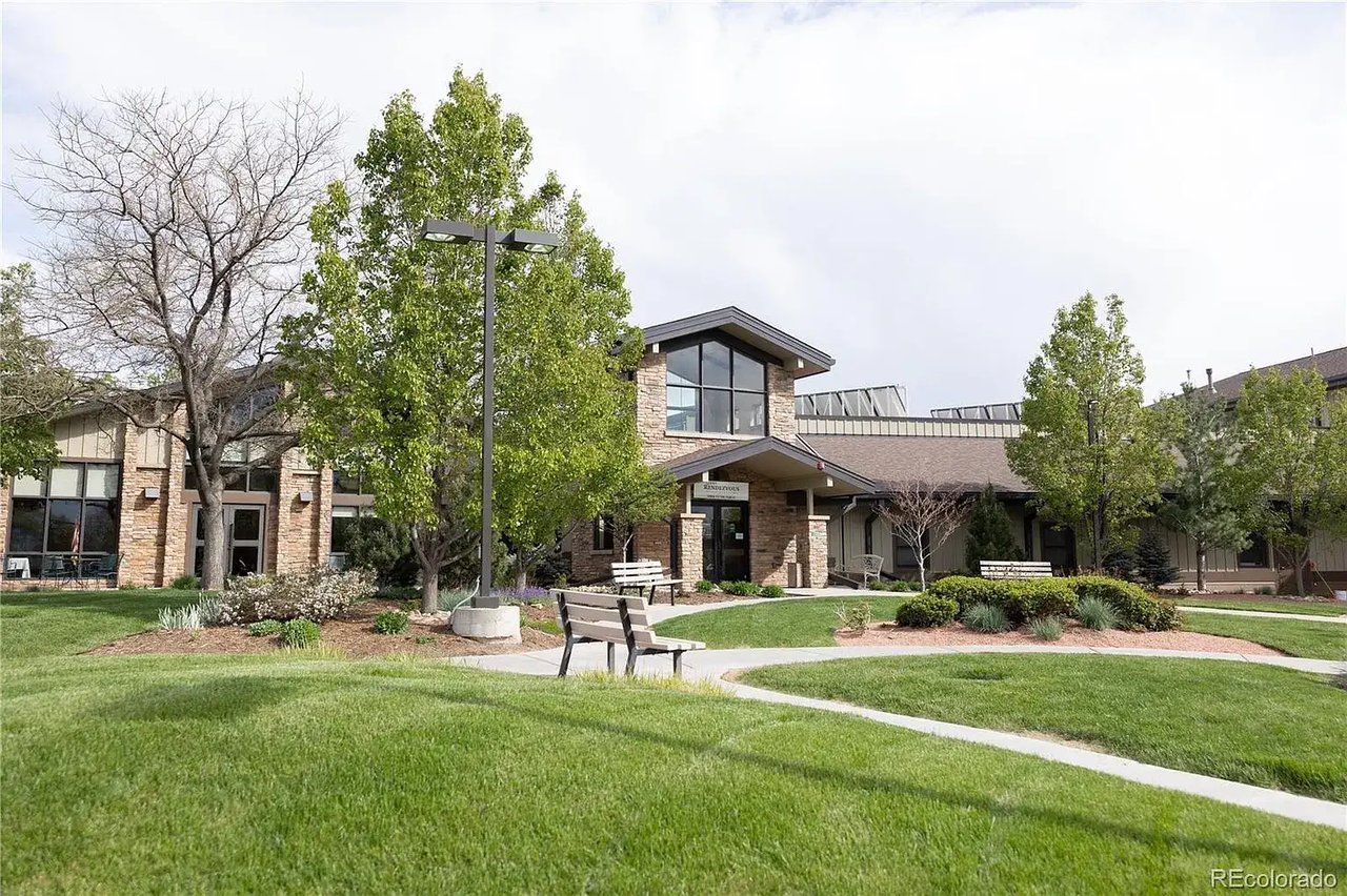 14390 E Marina Drive Unit 207