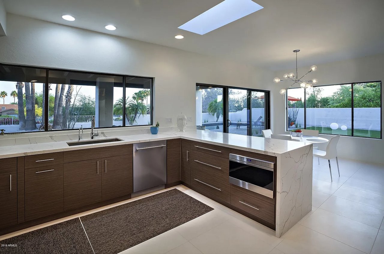 8223 E Adobe Dr
