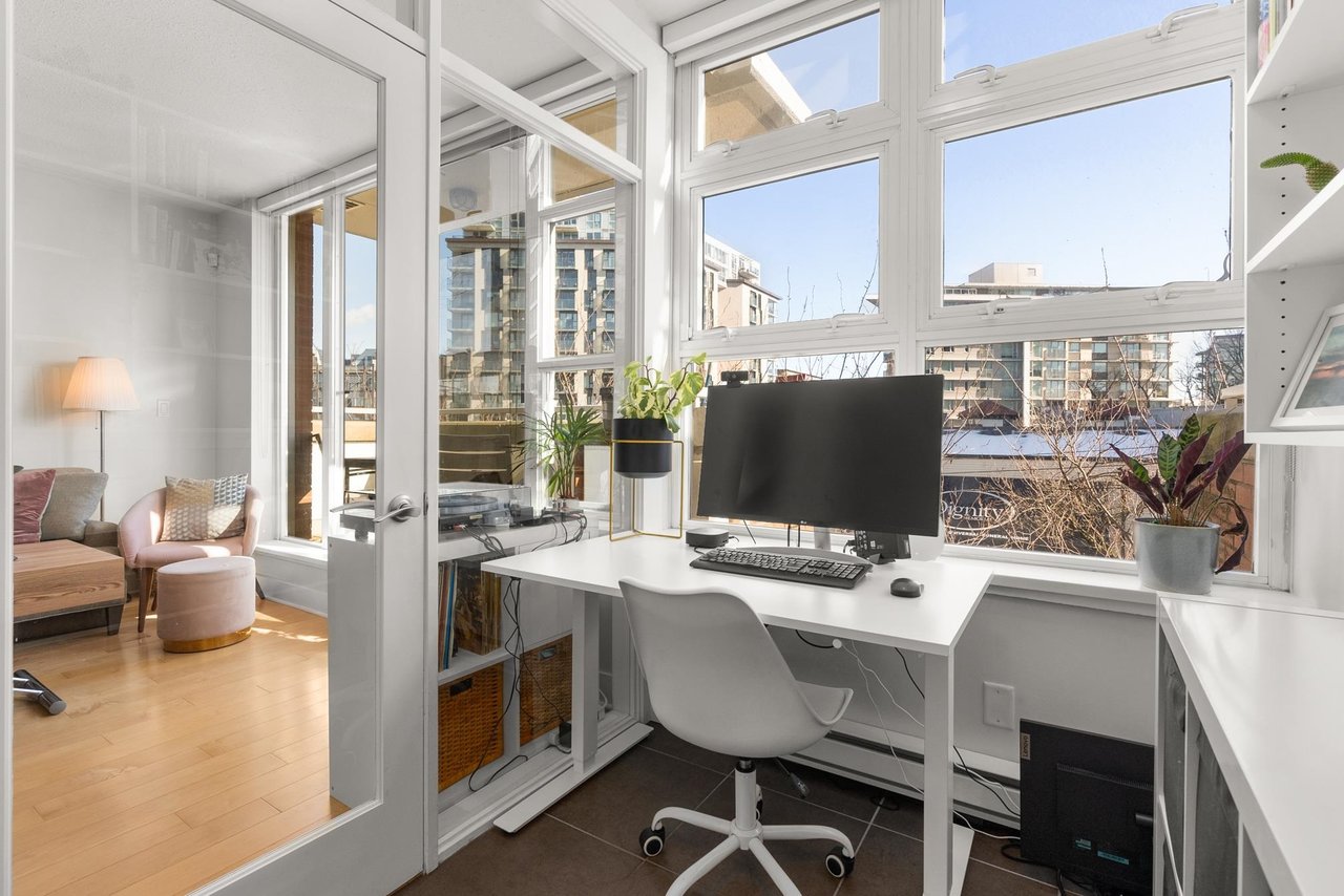 313-298 E 11th Avenue, Vancouver