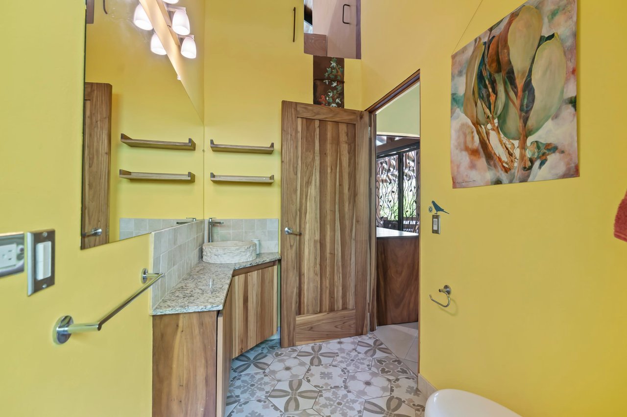 Casa Loro Verde,  Rainforest Jungle Retreat Home on 5.24 Acres in Portalon!