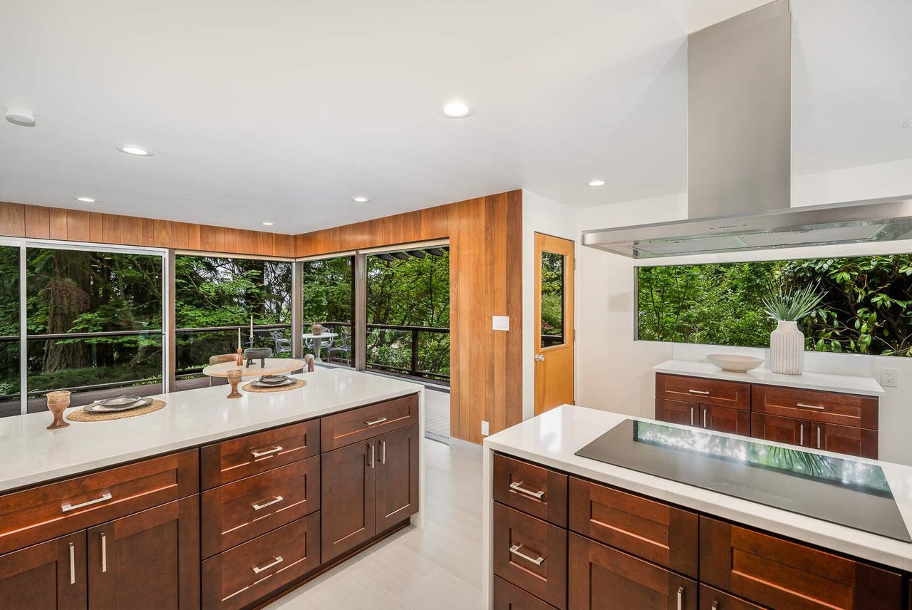 Midcentury in Lake Forest Park