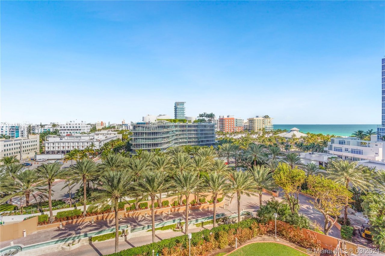 South Pointe Tower 810