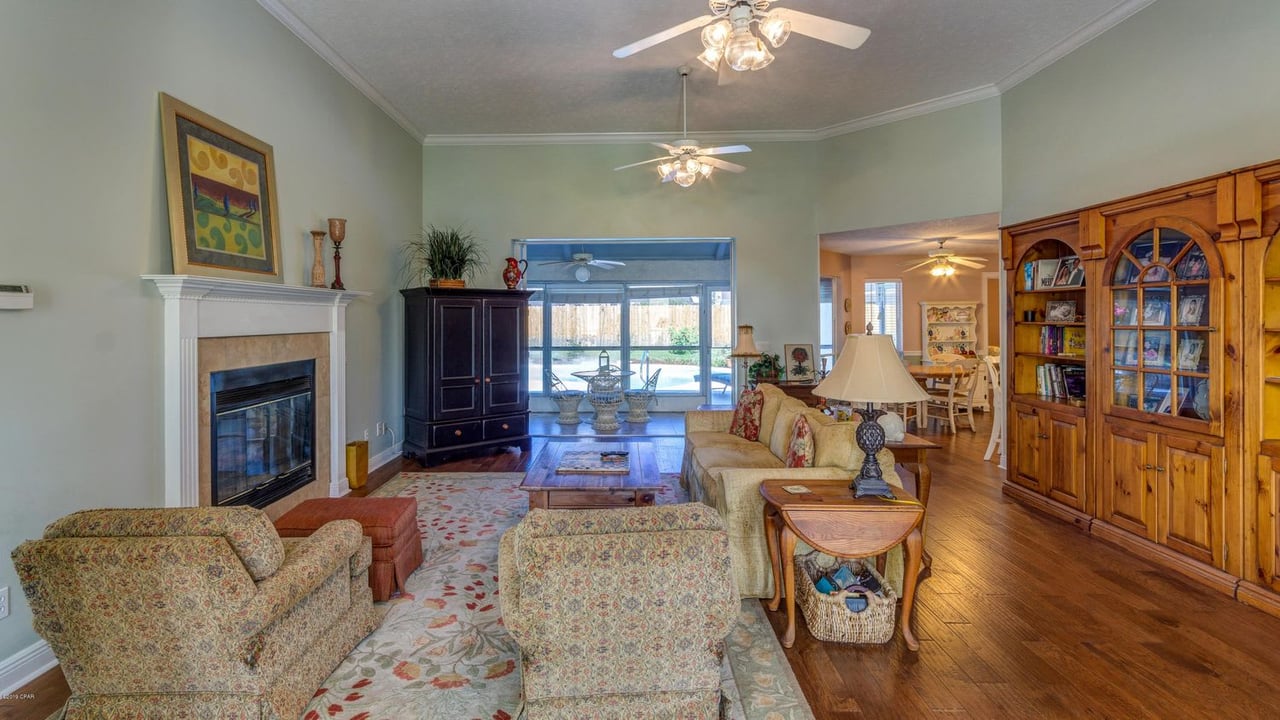 4043 Kristanna Drive