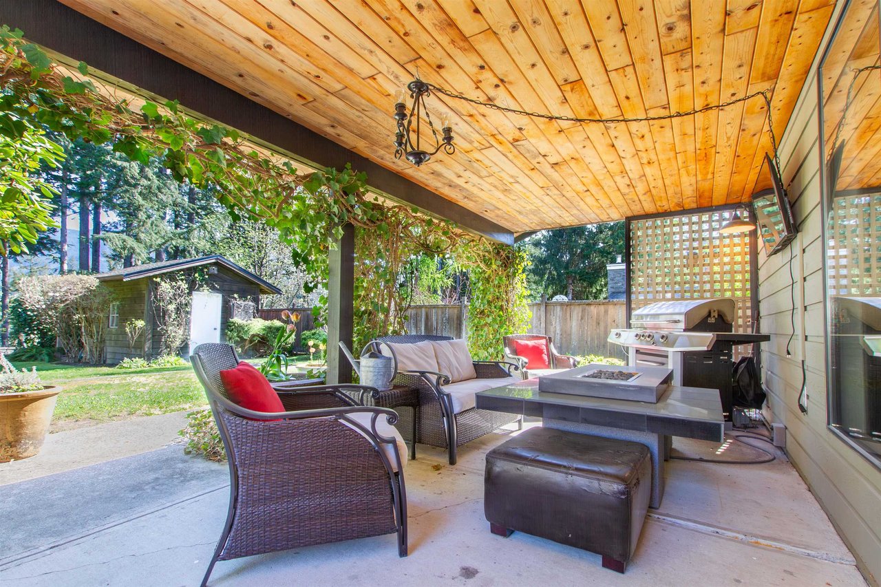 40198 Kintyre Dr