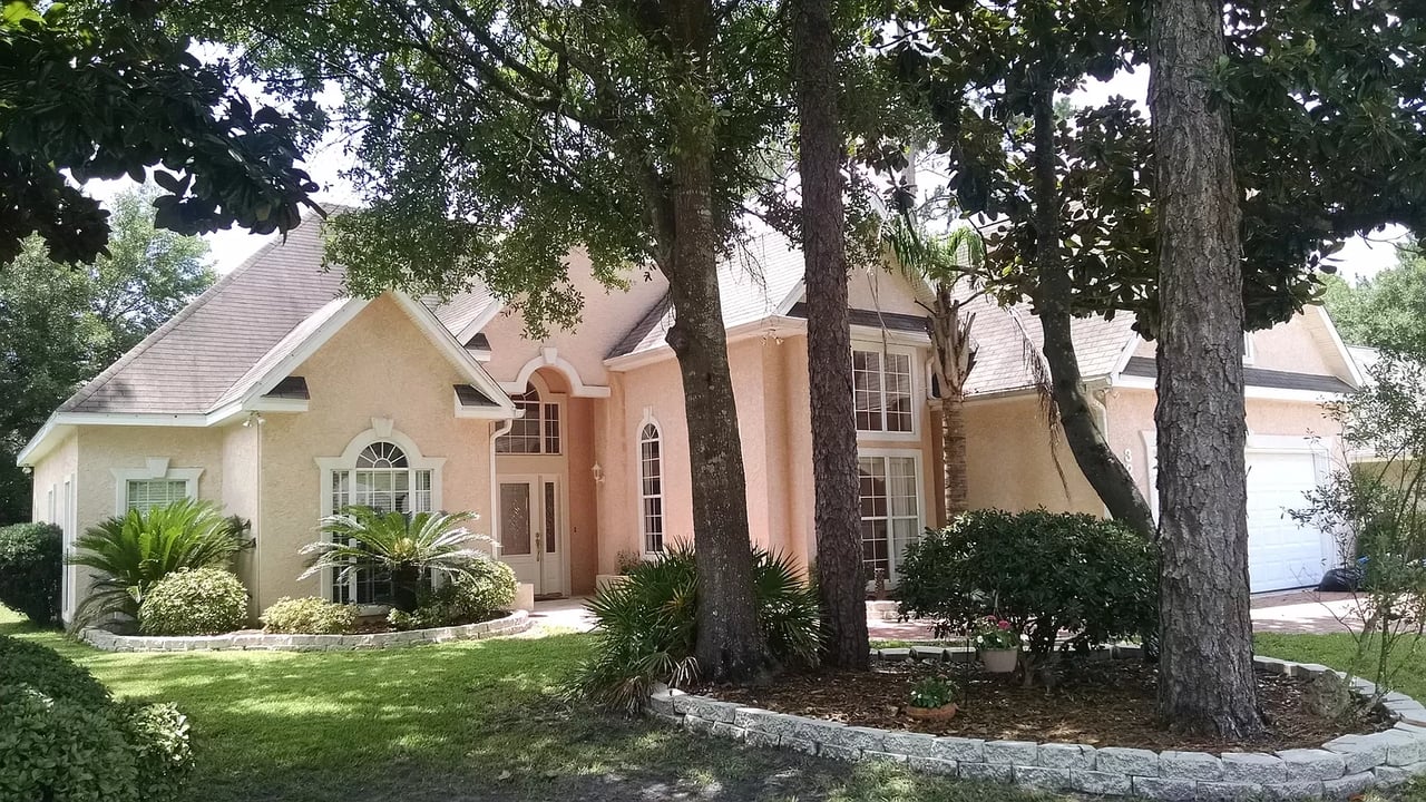 3240 COUNTRY CLUB Drive