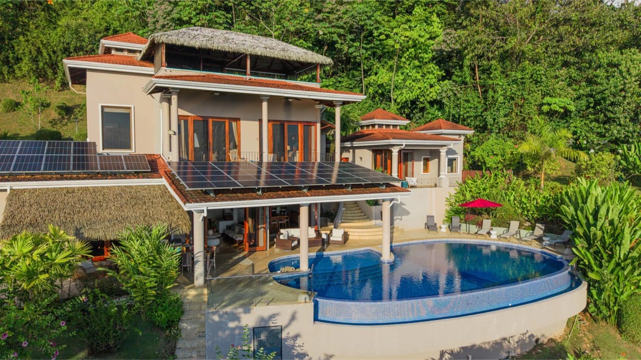 Solar Powered Coastal Luxury Estate, Dominical, Puntarenas