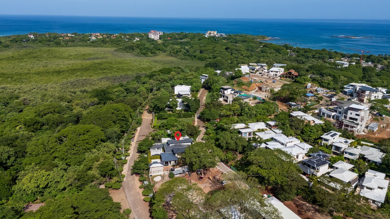 Tropical Eco Community Home, Tamarindo, Guanacaste