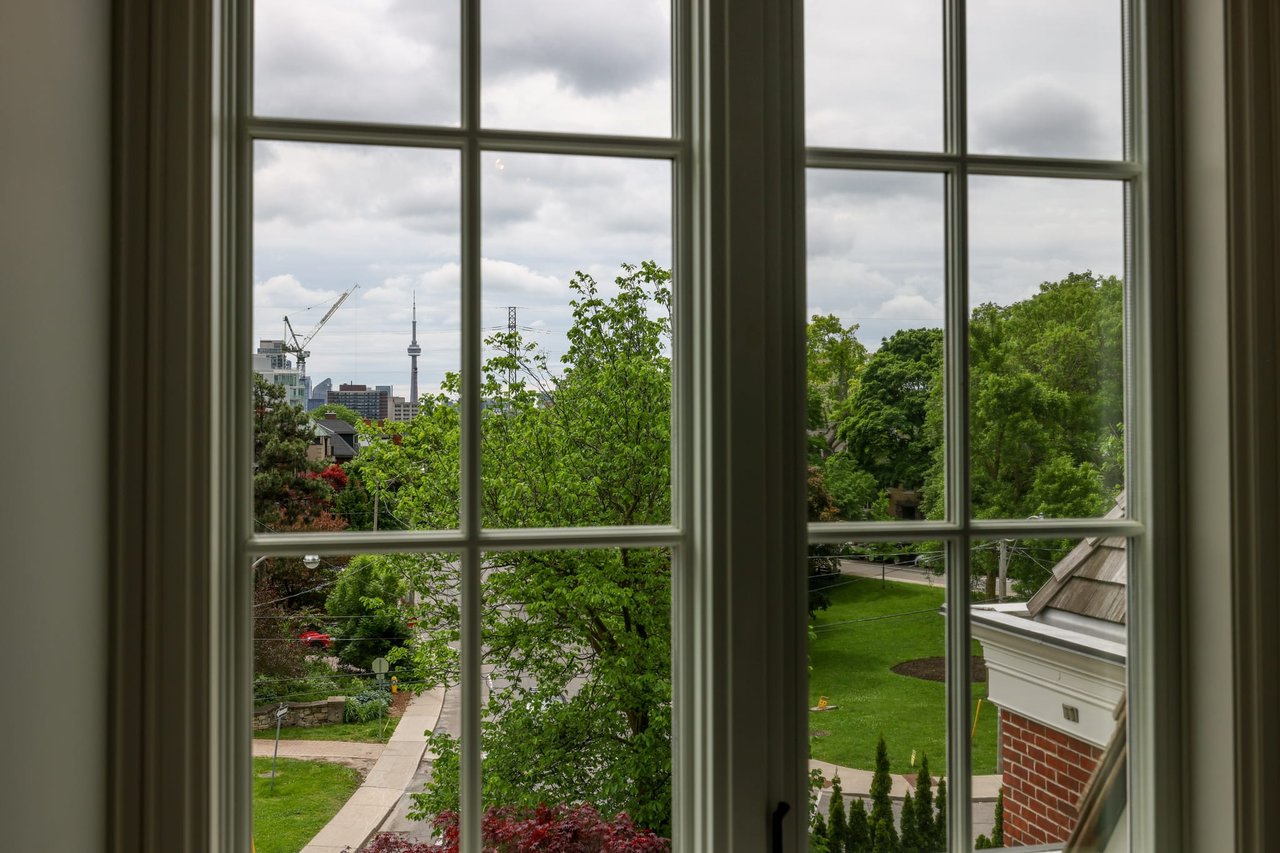 SOLD: Exquisite And Grand Detached Residence
