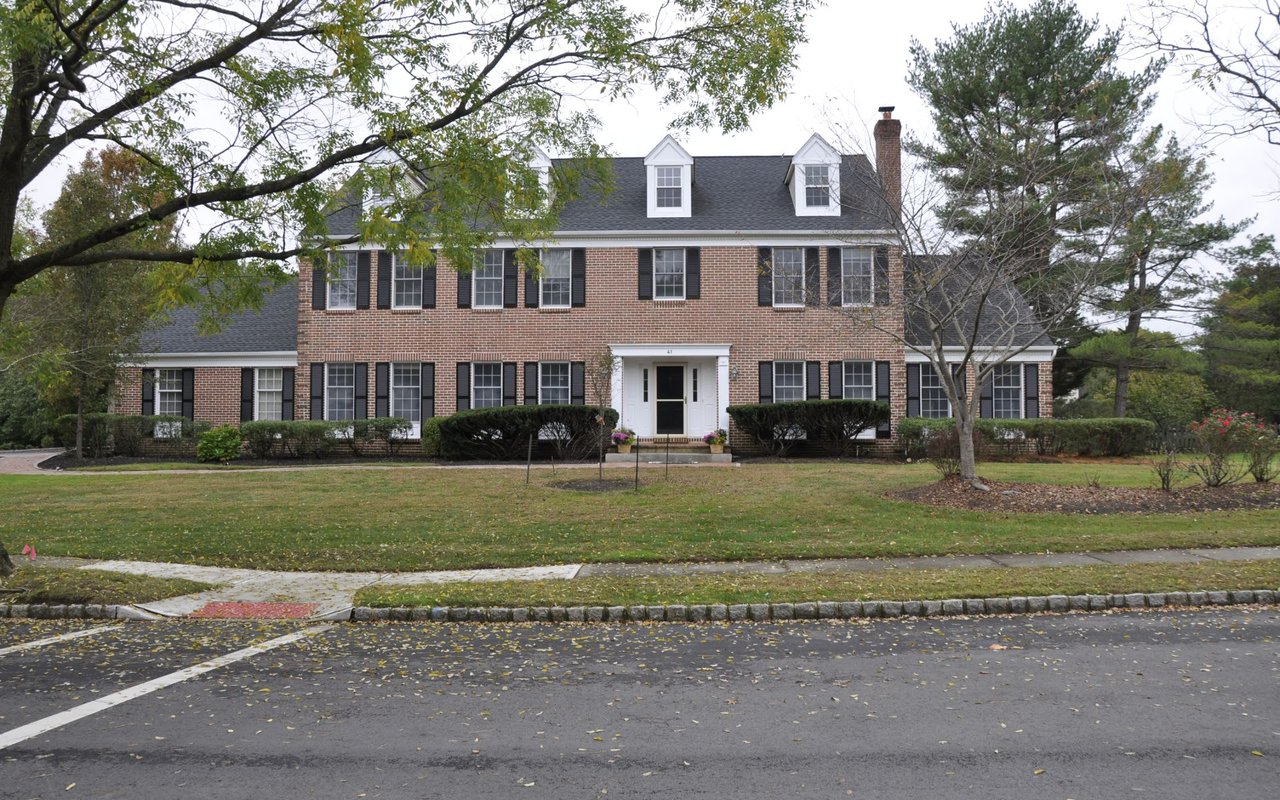 41 MILLBROOK DR