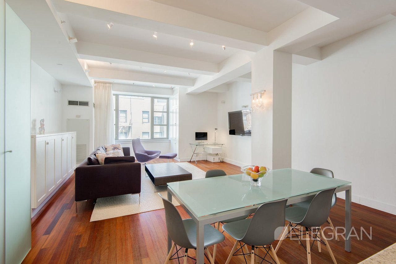 43 W 64TH ST