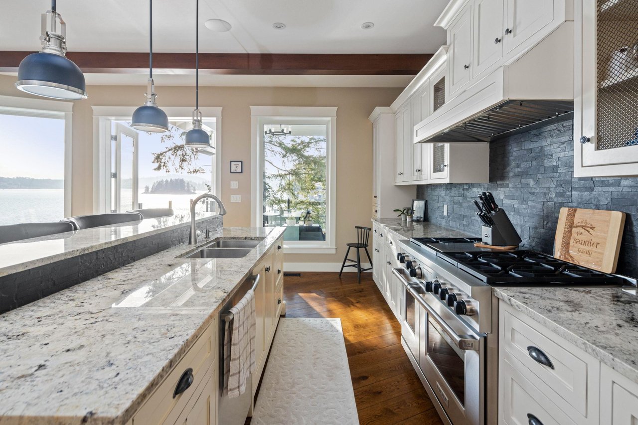 4825 Belcarra Bay Rd