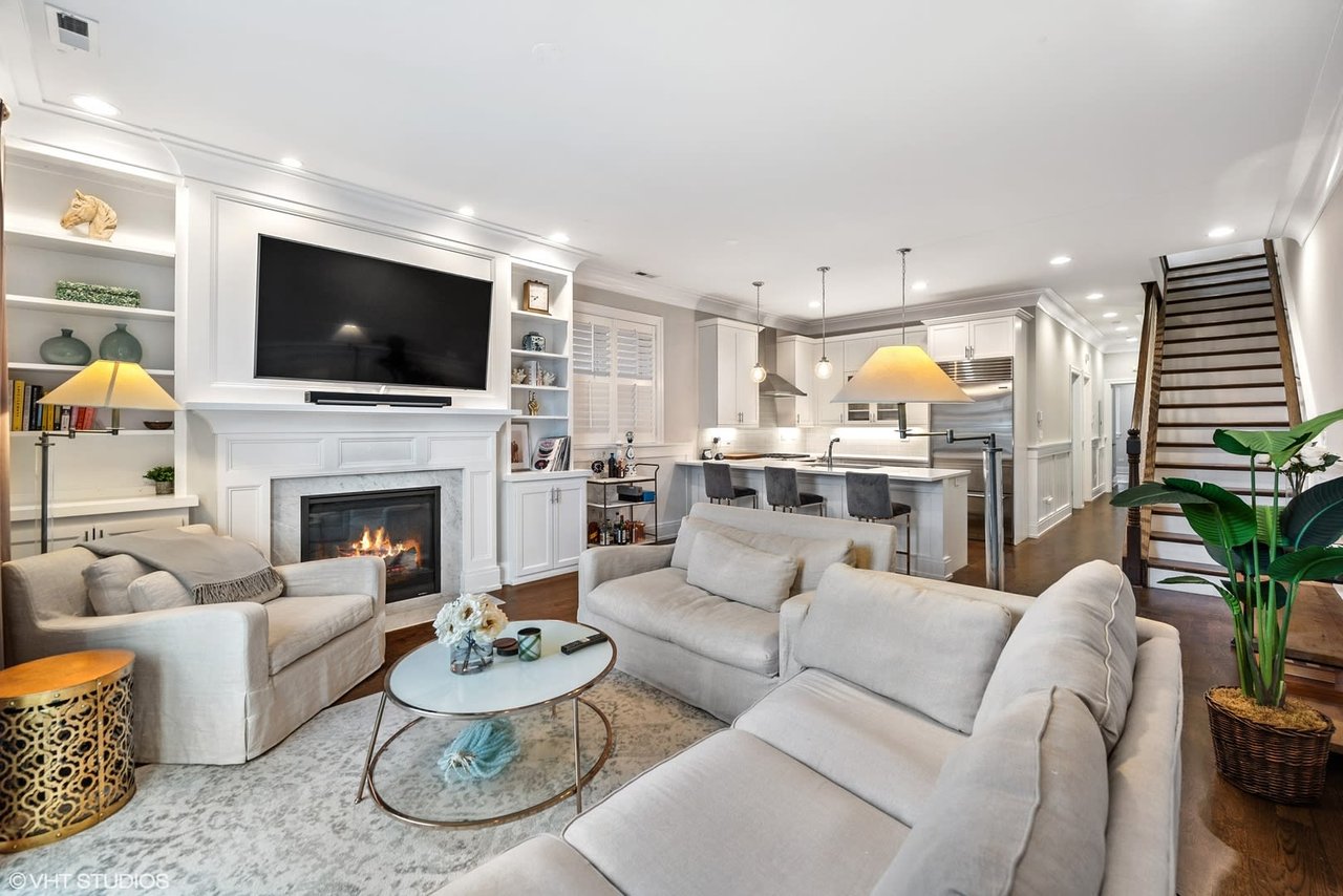 1020 W Diversey Parkway No. 3