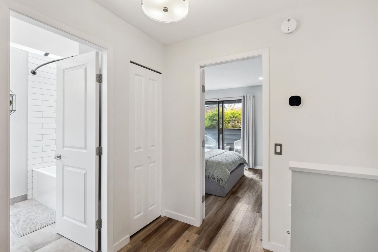 17-225 W 14th St