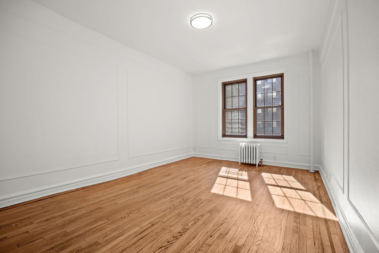 1100 Grand Concourse, #4D