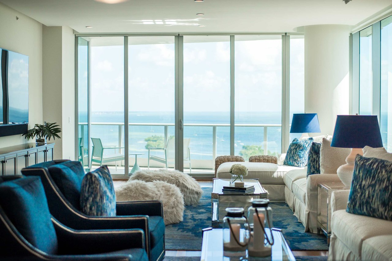 2627 S Bayshore Drive #2202