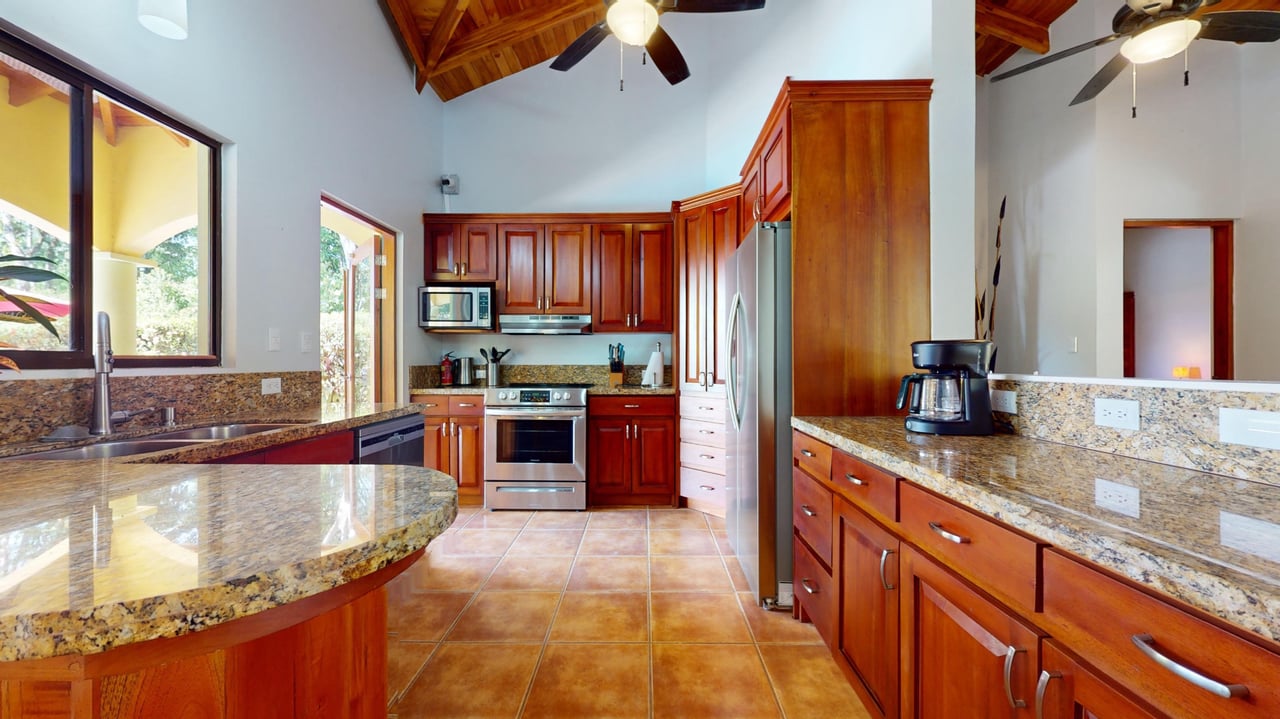 Private Ocean View Estate, Ojochal, Puntarenas