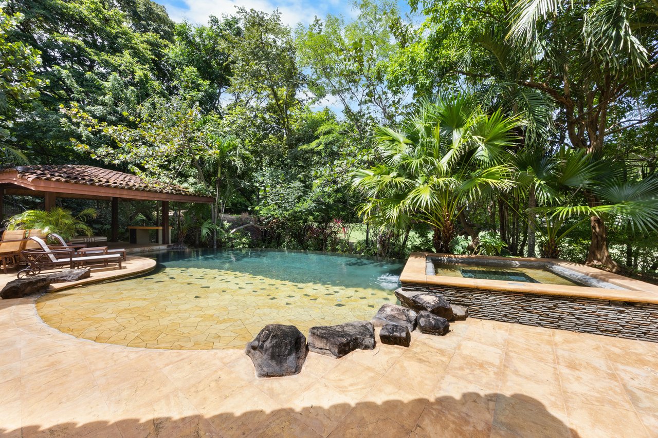 Golf Course View Elevator Villa, Conchal, Guanacaste