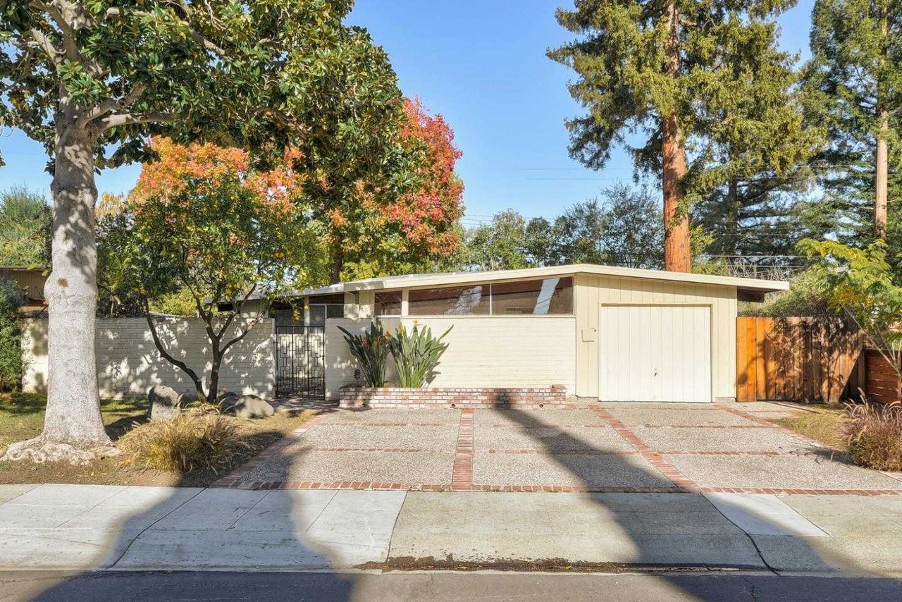 68 Roosevelt CIR