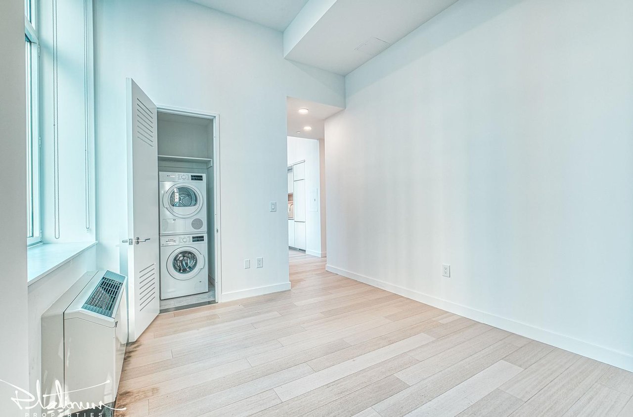 20 Broad Street, Apt 2796