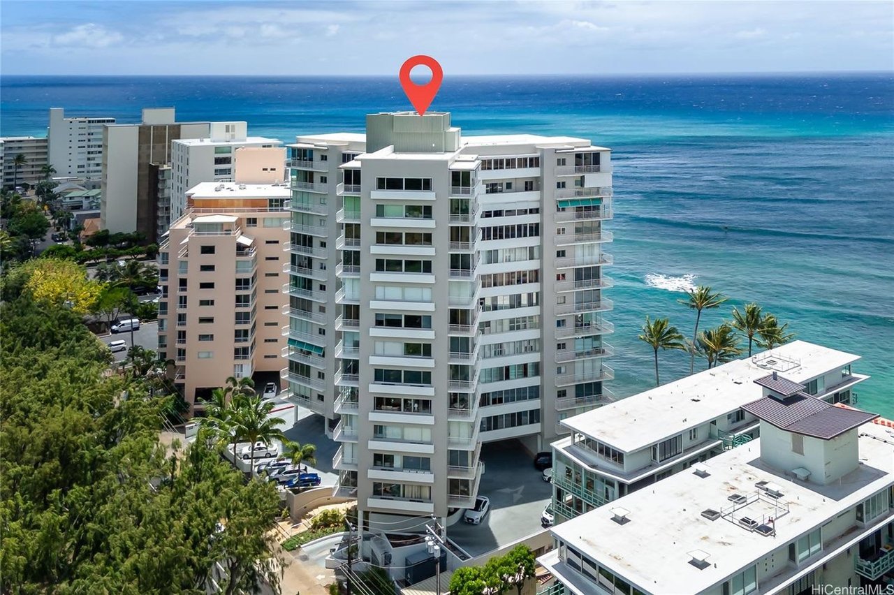 2969 Kalakaua Avenue, Unit 106