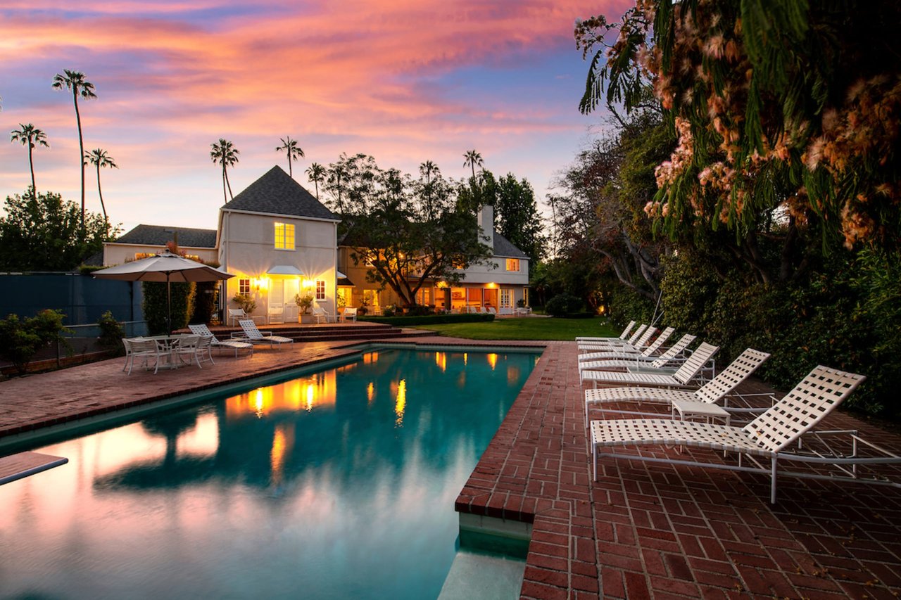 Brentwood Park Tennis Court Estate