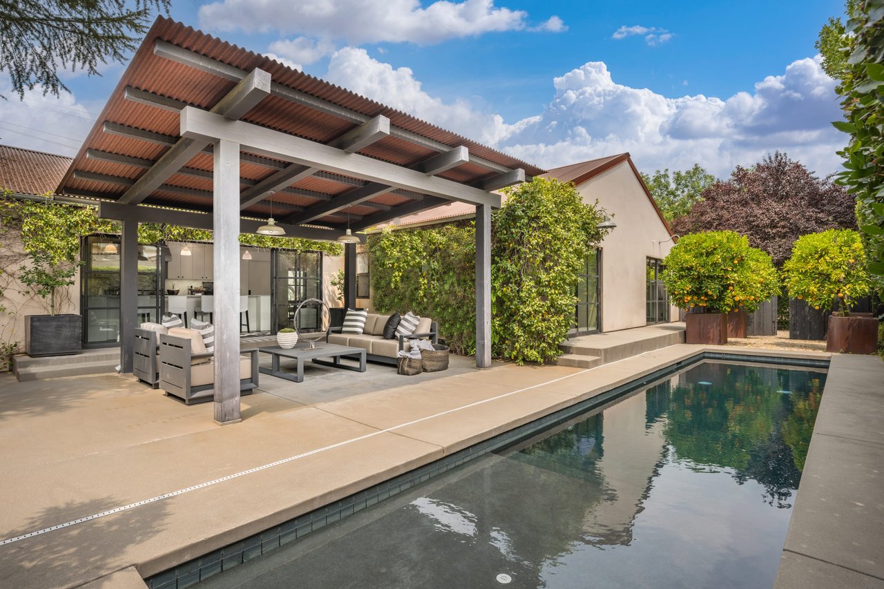 Hillview Place, St. Helena