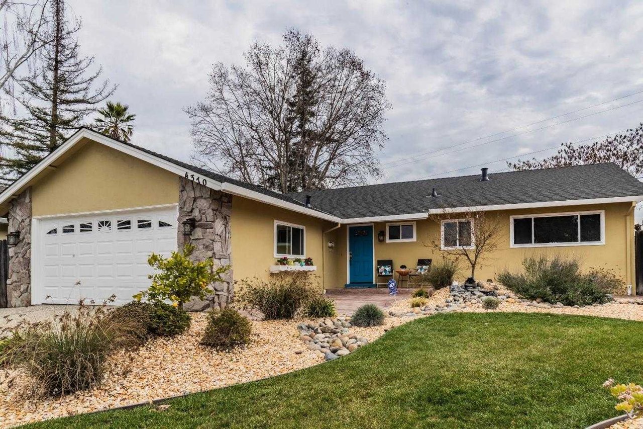 4370 Moran DR