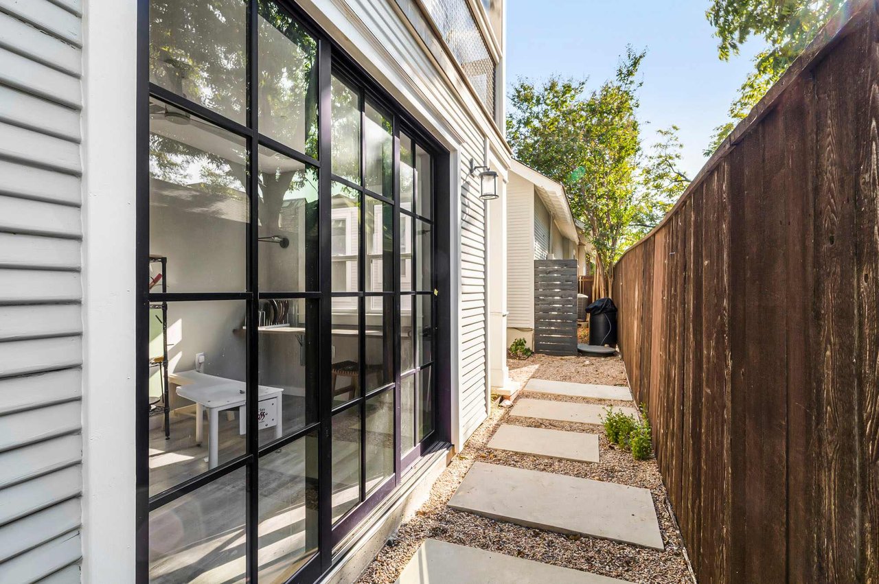 Historic Pemberton Heights Gem Reimagined by McWalters | Former Home of Author Mary Willis Walker | Entertainer’s Dream Kitchen + Guest Quarters
