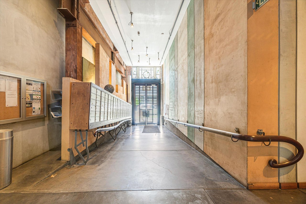 461 2nd Street, Unit C322