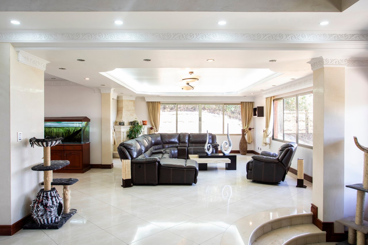 Panoramic Mediterranean Estate, Santa Ana, San Jose