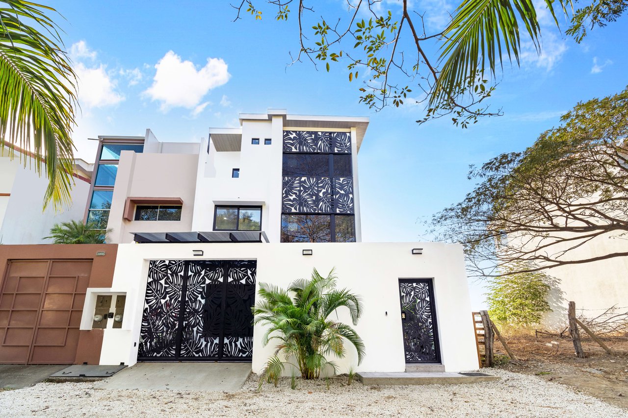Villa Ballena | Sleek and Modern Beach House in Costa Rica
