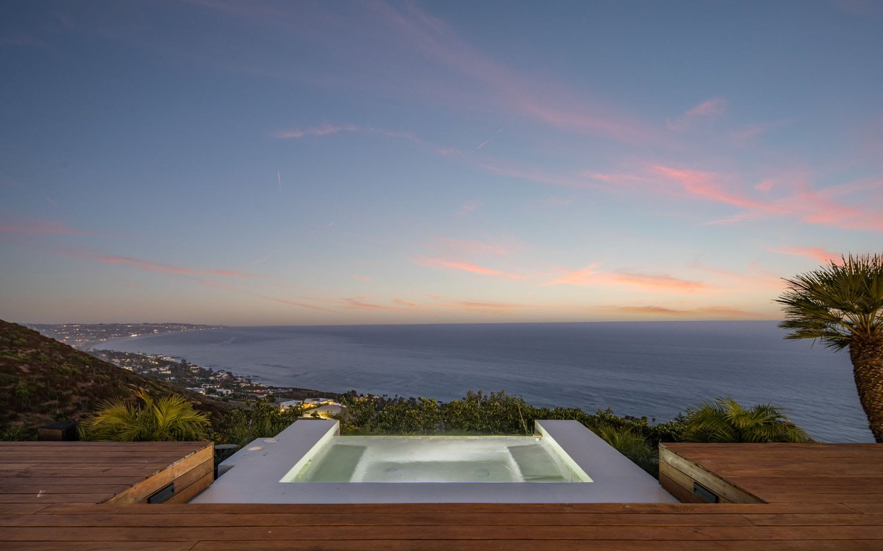 Malibu Blufftop Estate