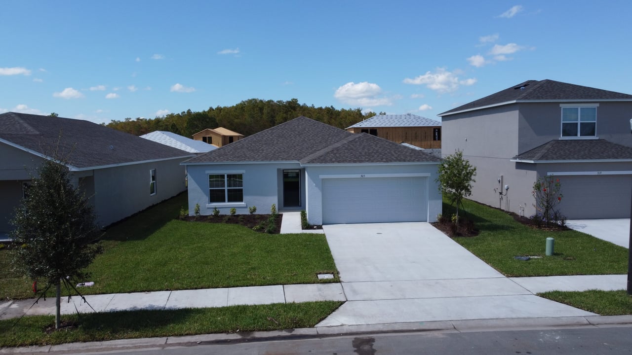 305 Pine Tree Bridge Trl