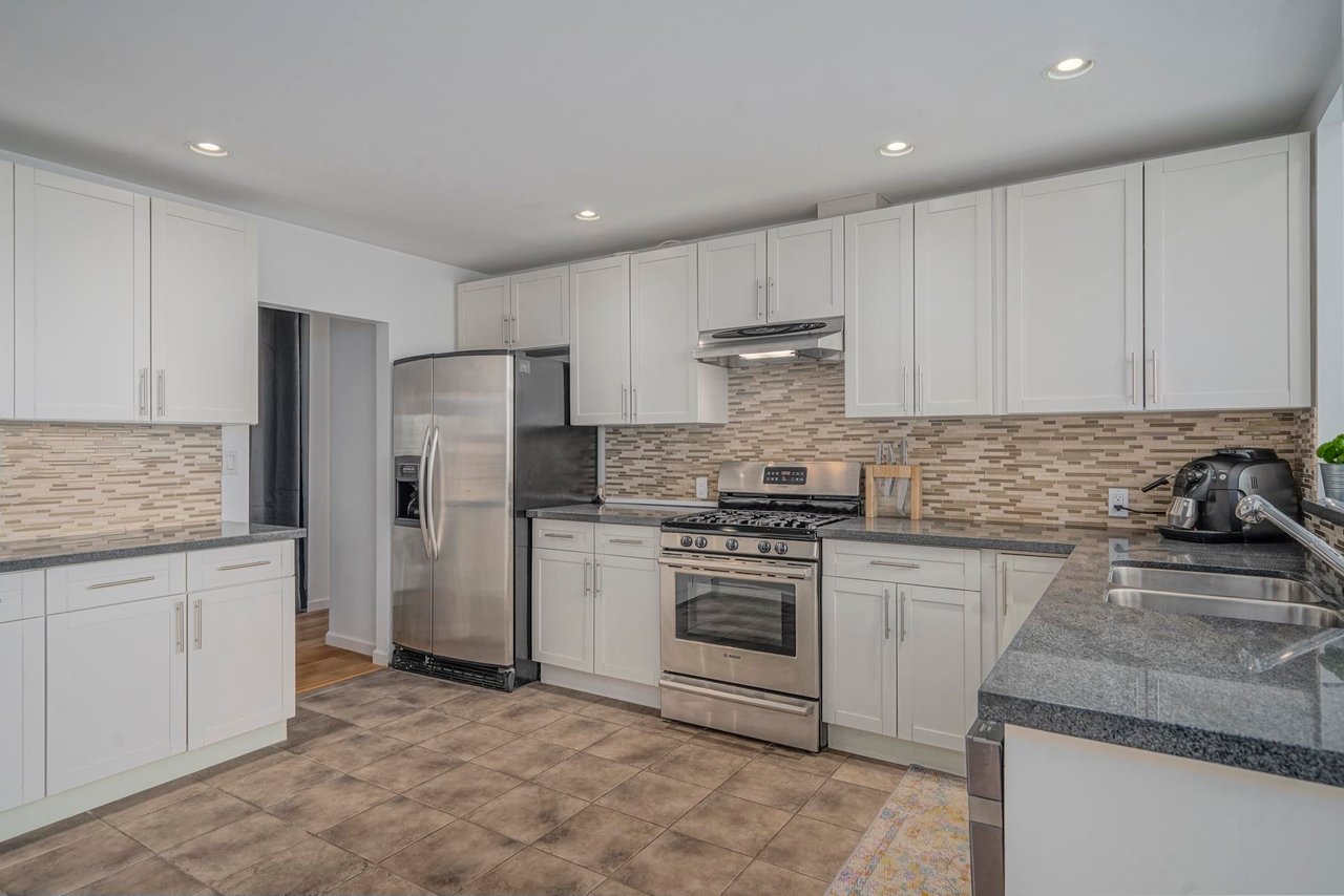2959 Surf Cres