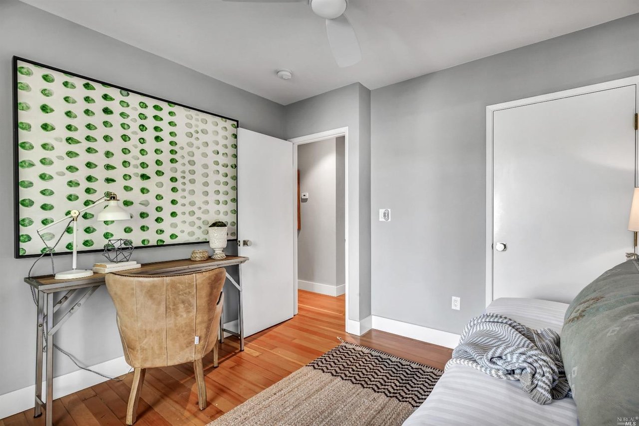 72 1st St