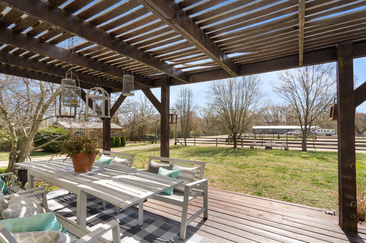 422 Jacobstown Cookstown Rd