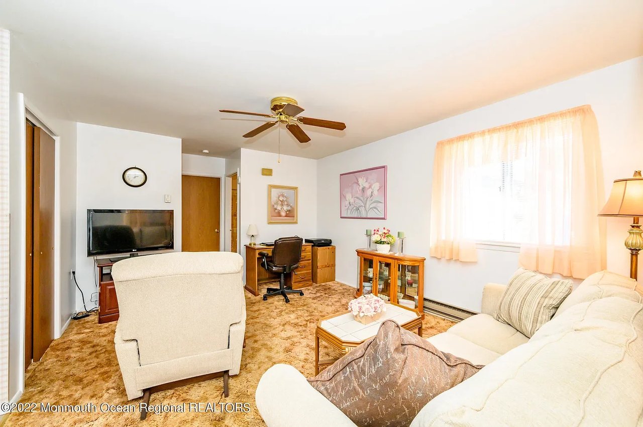 111 Hudson Parkway UNIT A