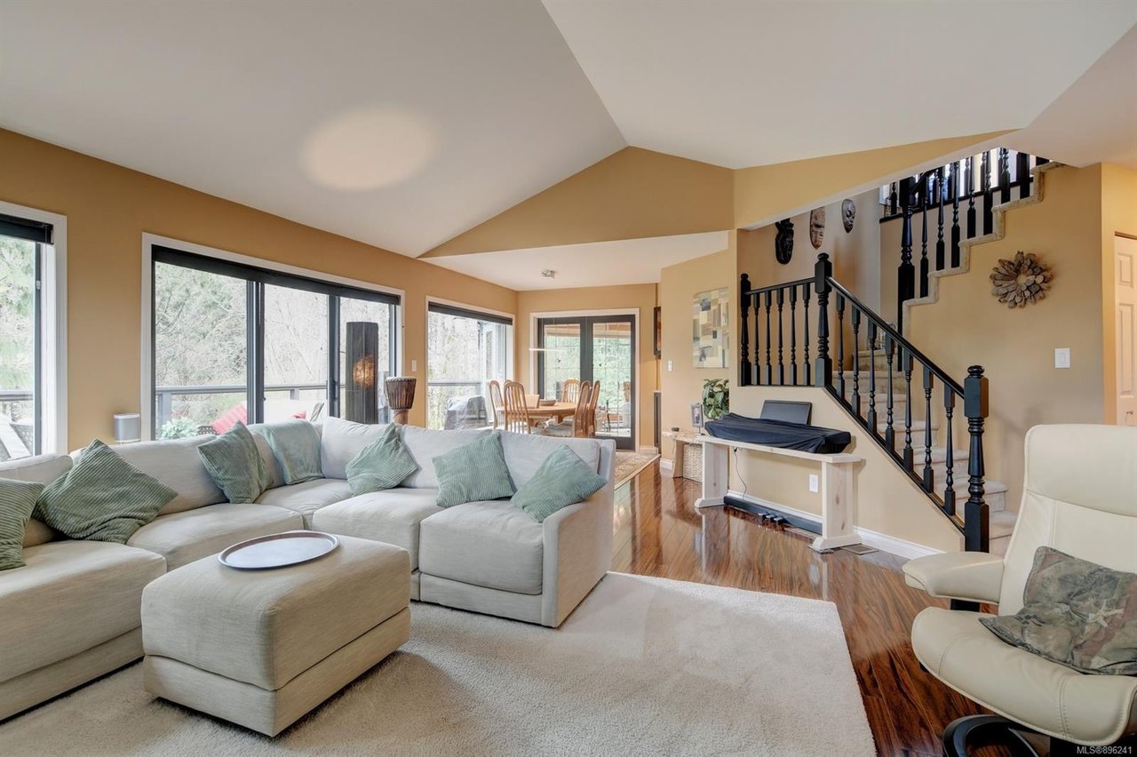 14-1255 Wain Rd