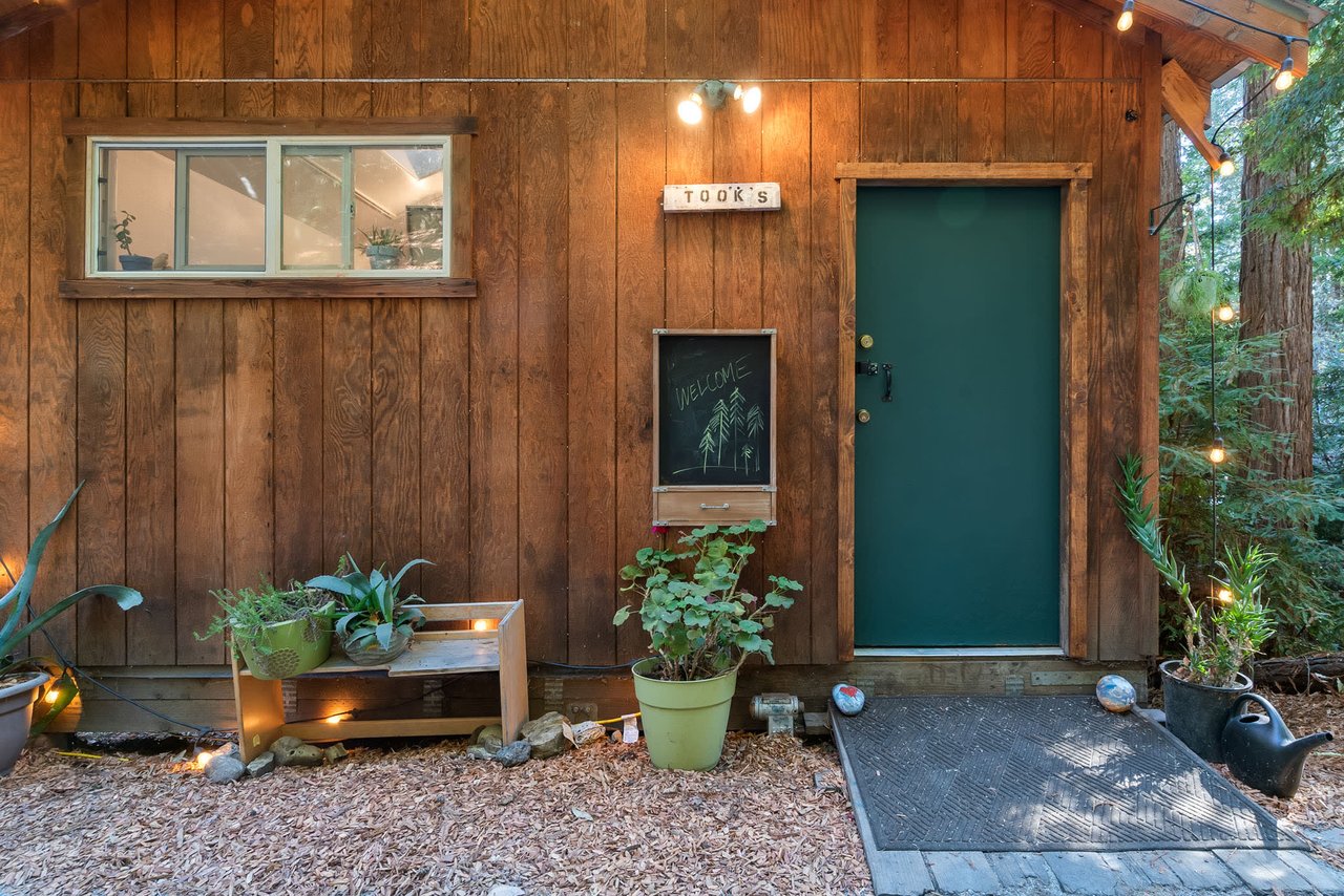 6121 Fern Flat Road