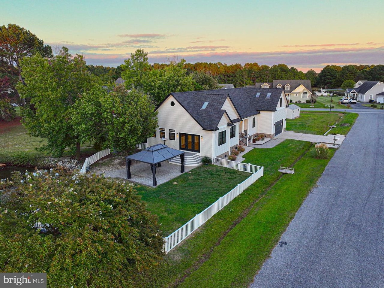12121 Salt Point Rd