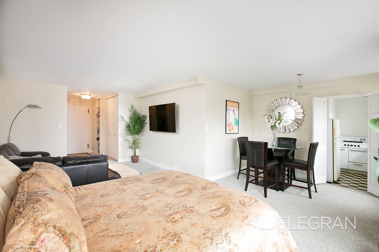 200 East 84th Street