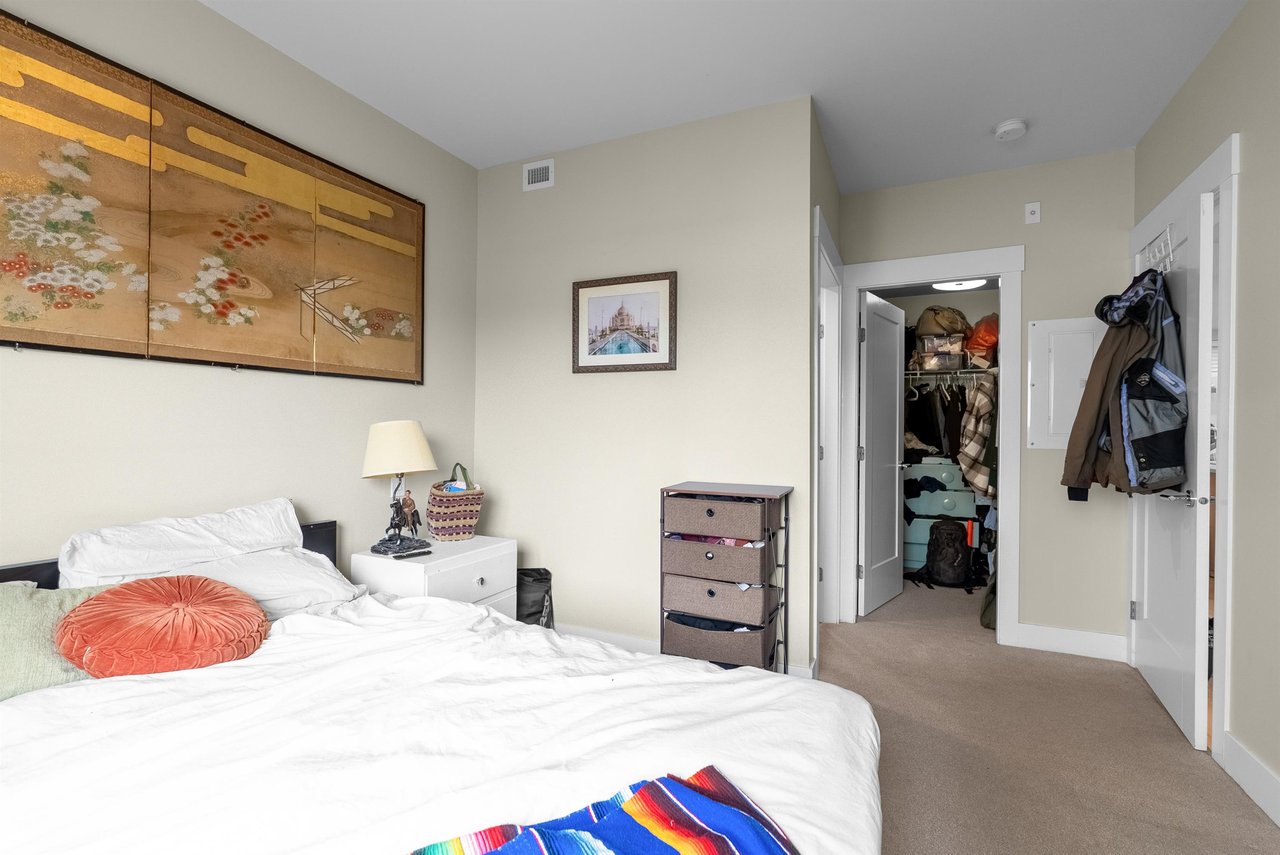 203-1496 Charlotte Rd