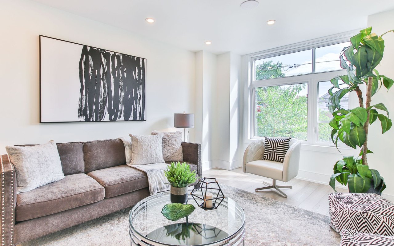 Deciding How Much to Offer on a Home