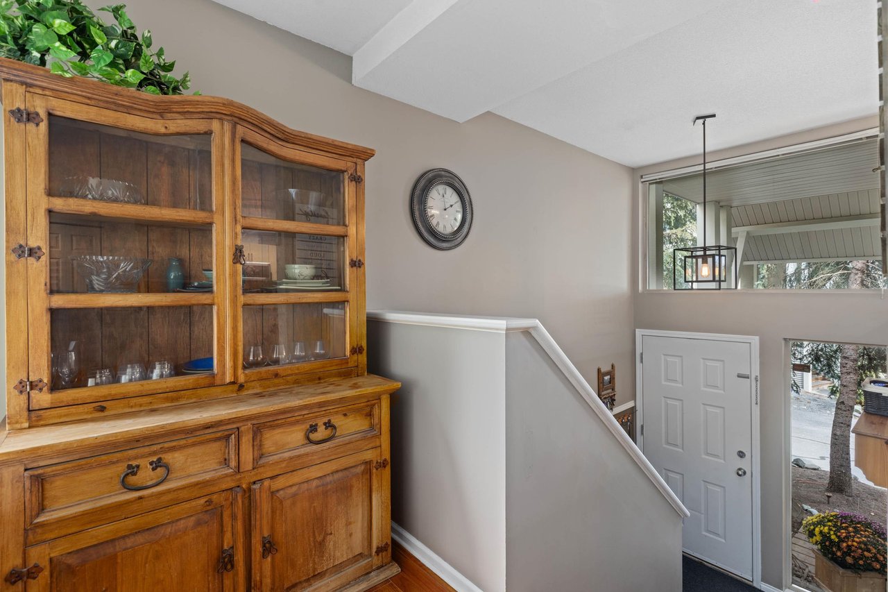 12-7381 Laurel St