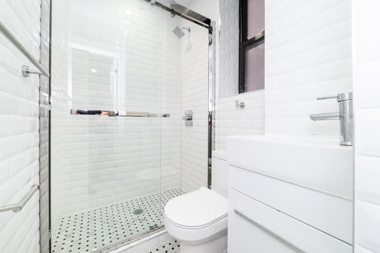152 Thompson Street, Apt 1-E