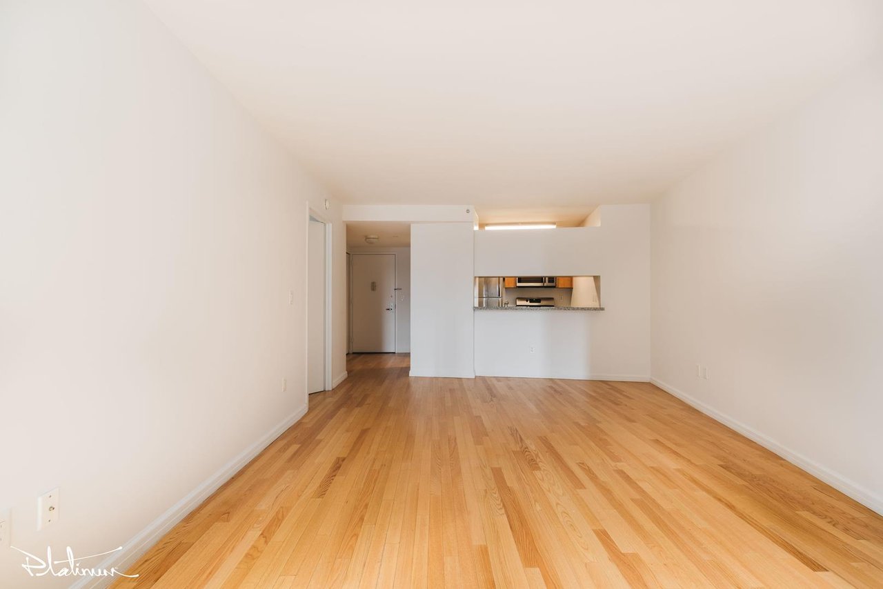 2 Gold Street, Apt 1605