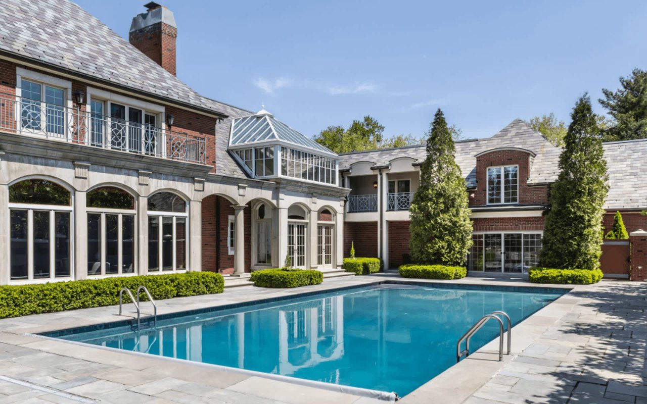 Luxury Homes for Sale in the Indy Area | June 2023